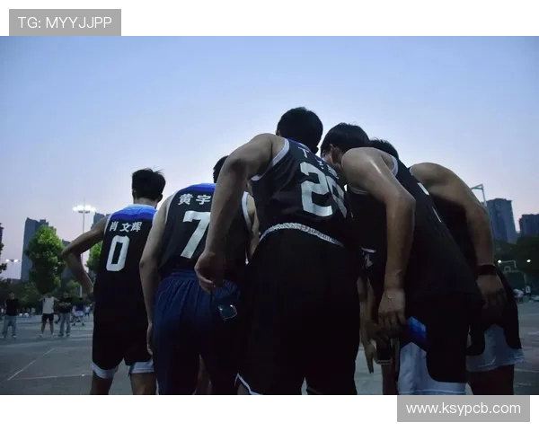 篮球魅力无穷：从技巧到精神的全方位探索与深度剖析